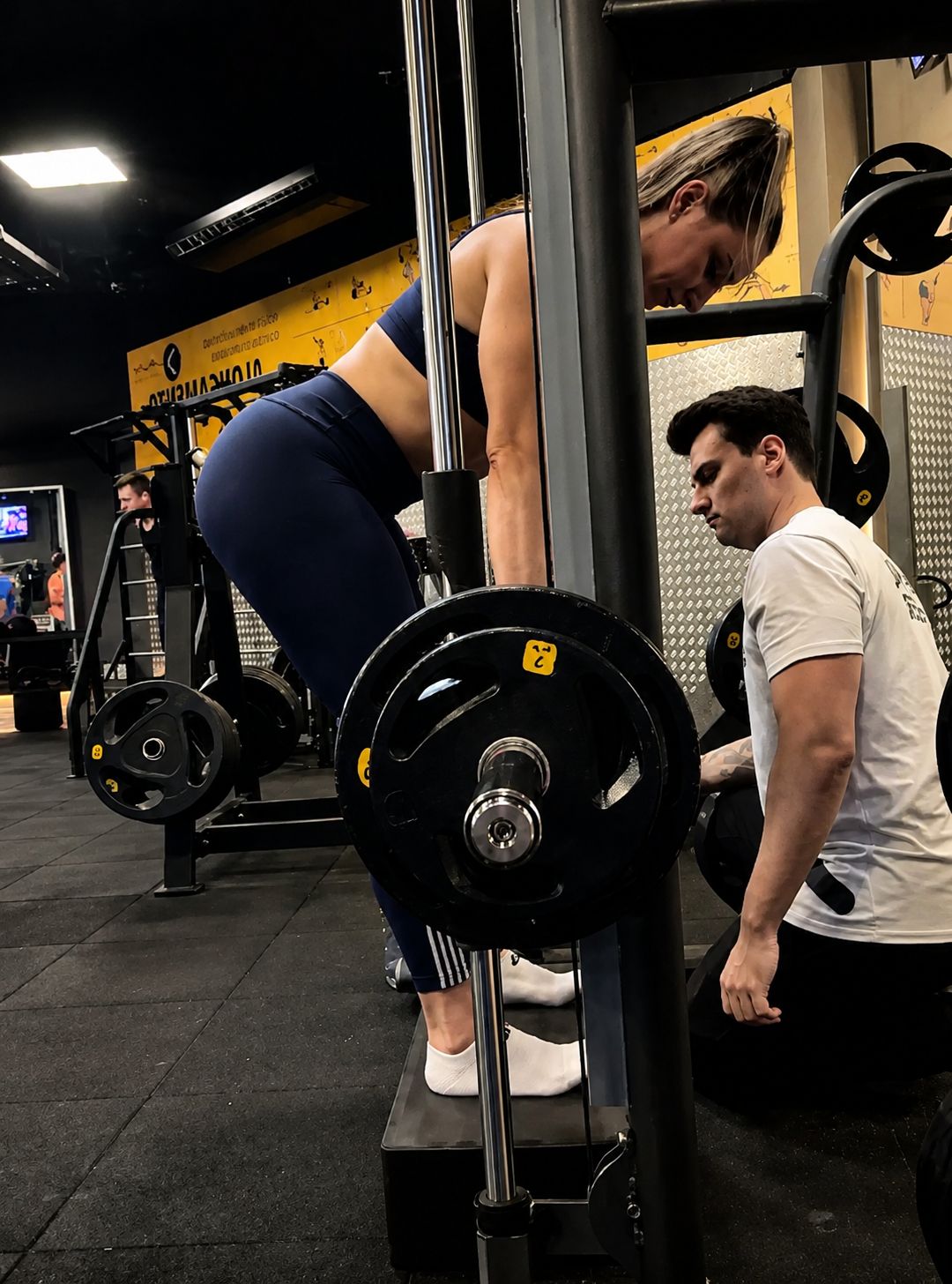 Bruno Moreira treinando aluna